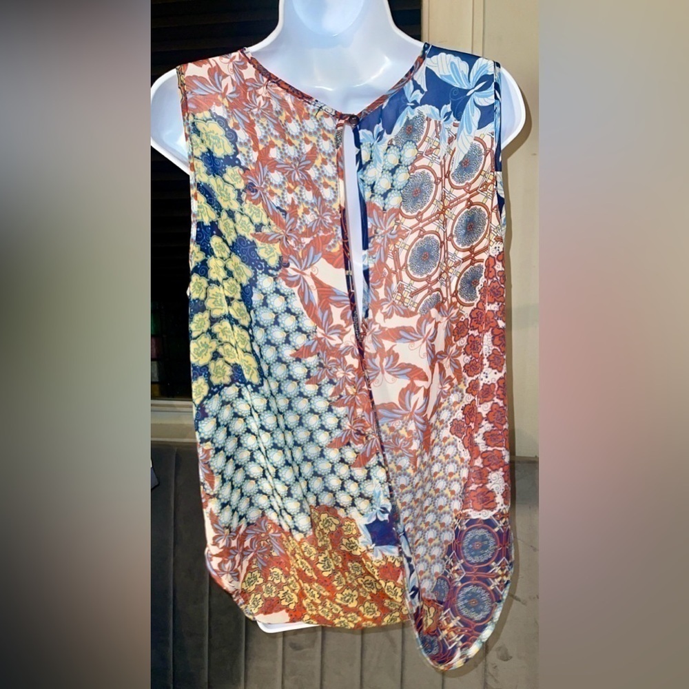 Better Be Loose Sleeveless Blouse Made in USA - Picture 3 of 11